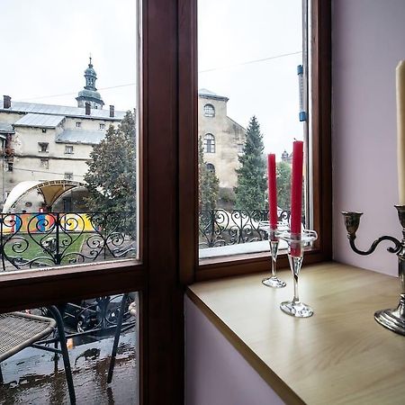 Romantic Apartments - Оn Valova Street Lviv Dış mekan fotoğraf