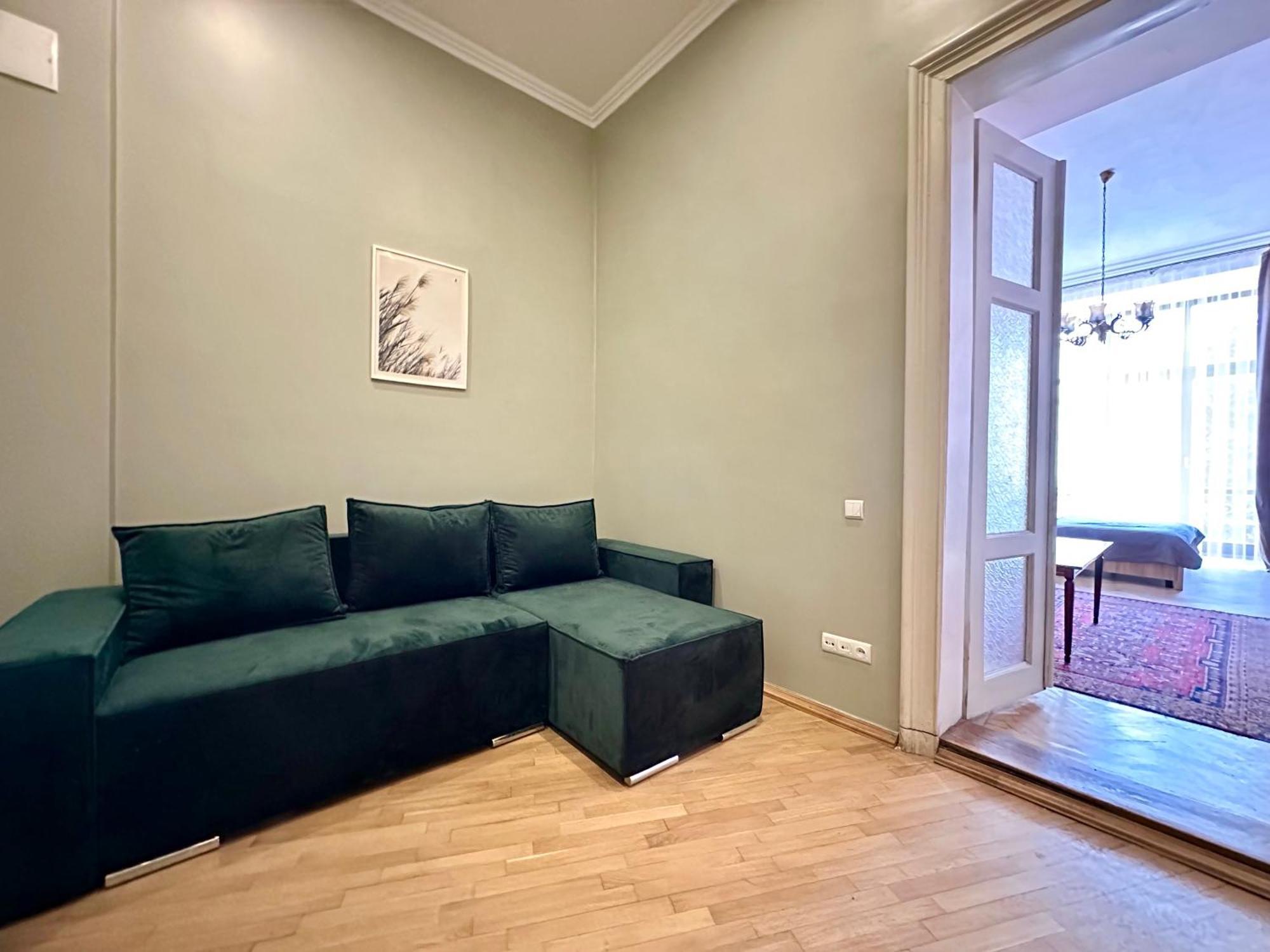 Romantic Apartments - Оn Valova Street Lviv Dış mekan fotoğraf